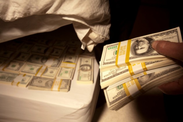 money-under-mattress